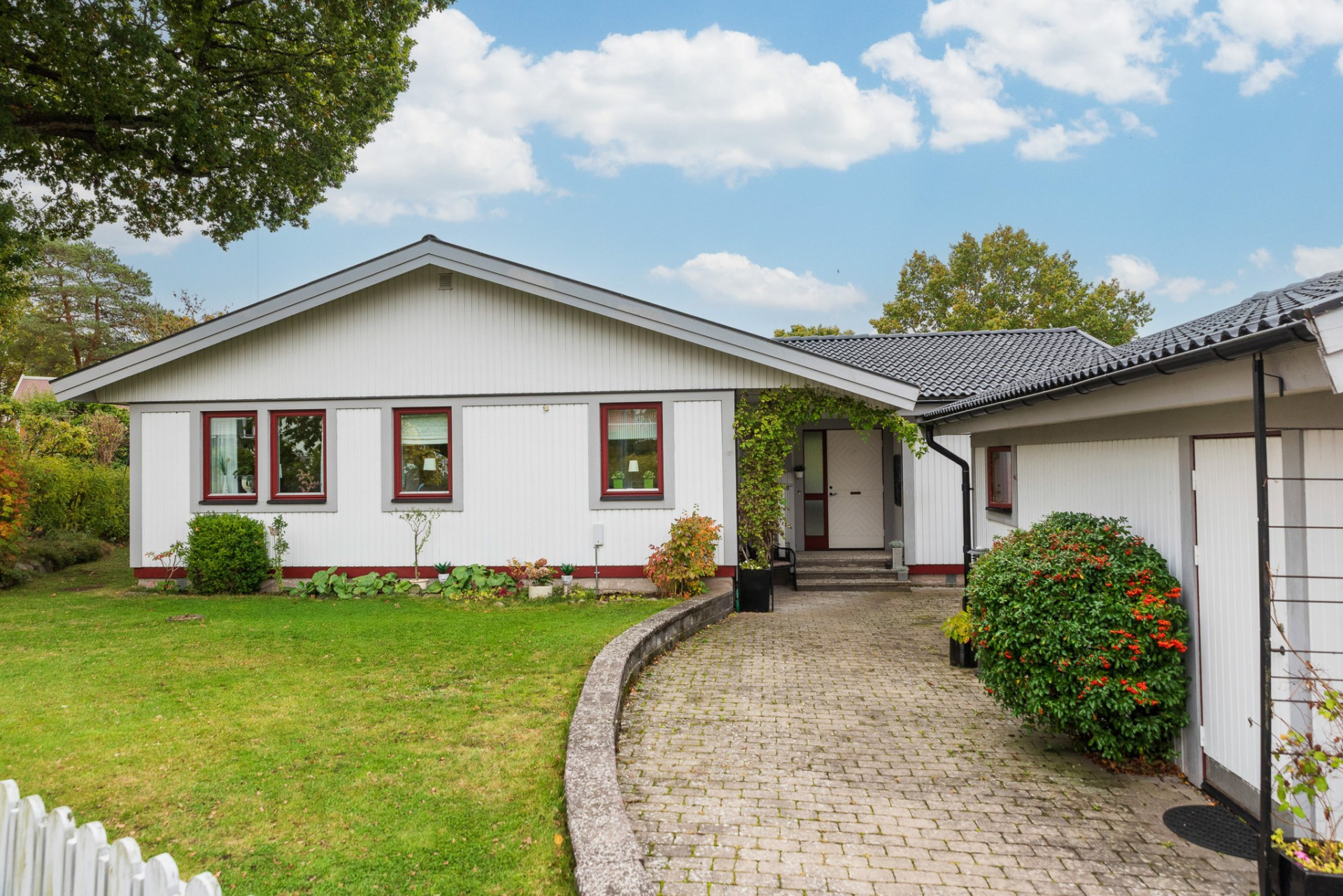 Västra Källängsvägen 4